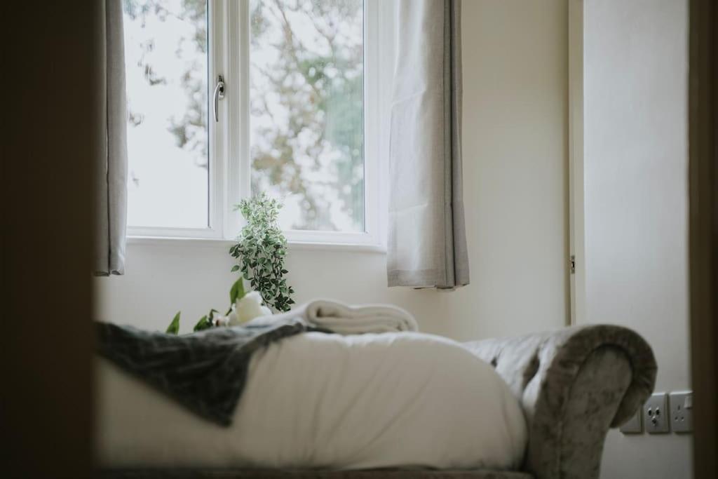 Linen Cottage- Parking, Leds, 4K Tvs, 5G Wifi And More! Bath Dış mekan fotoğraf