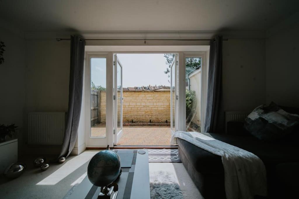 Linen Cottage- Parking, Leds, 4K Tvs, 5G Wifi And More! Bath Dış mekan fotoğraf