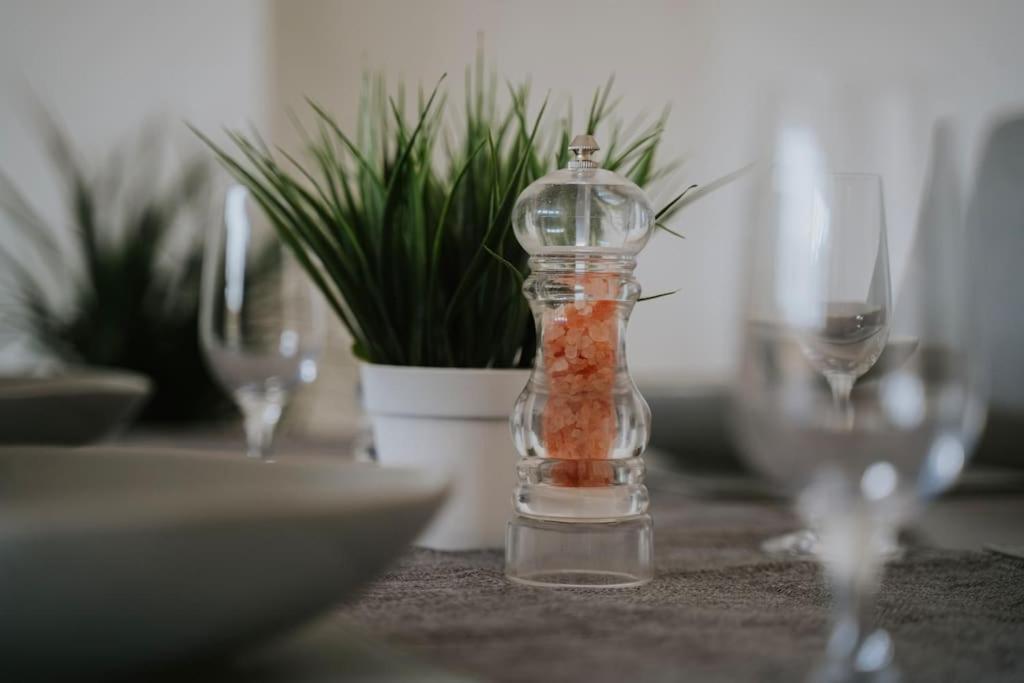Linen Cottage- Parking, Leds, 4K Tvs, 5G Wifi And More! Bath Dış mekan fotoğraf